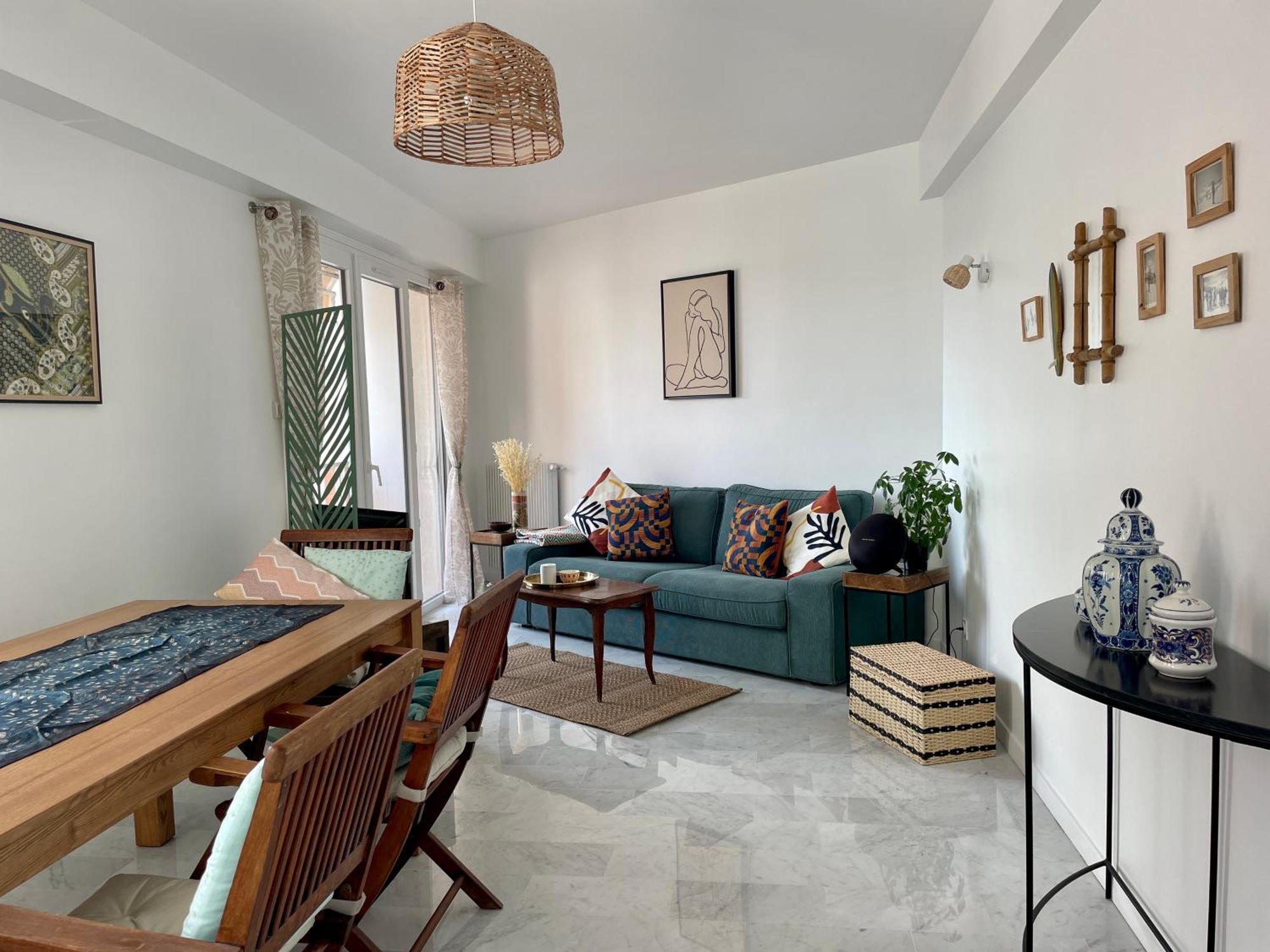 Bright Appartment With View Кан сюр Мер Екстериор снимка